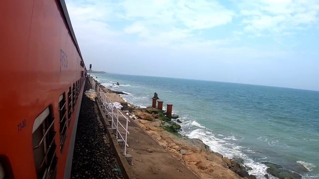 Journey to Most Dangerous Rail track on earth ? смотреть онлайн