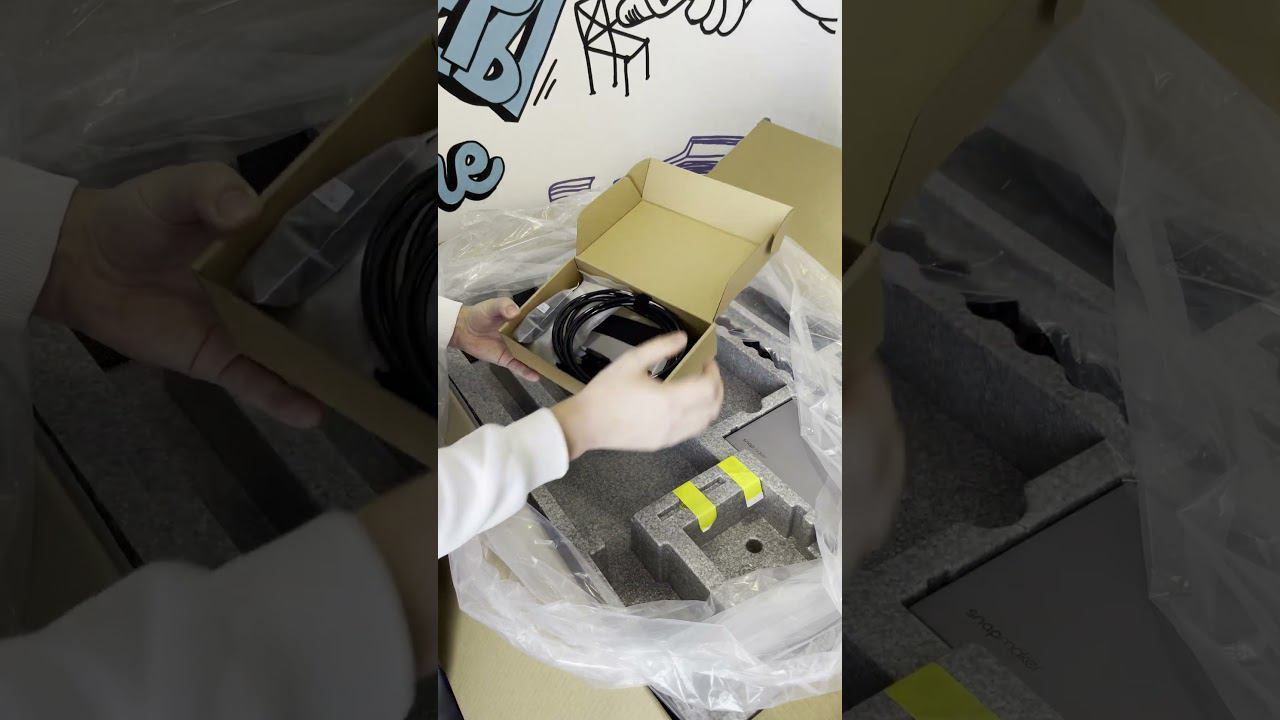 Распаковка настольного лазерного гравера Snapmaker Ray 40W / Первый обзор станка для резки #shorts смотреть онлайн