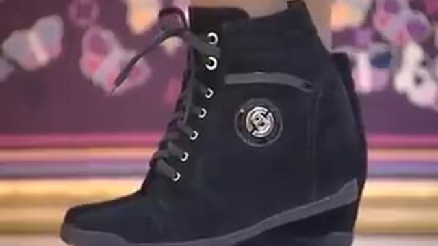 Топ-10 самых модных пар на устойчивом каблуке смотреть онлайн