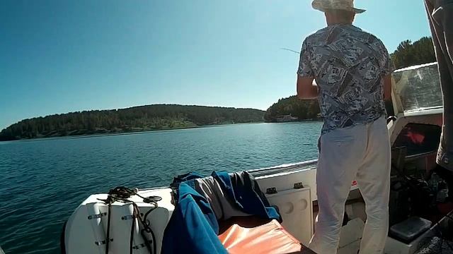 За щукой. Иркутское водохранилище 06.08.2016. Ловля щуки 1,5 кг. в траве. Часть 8..mp4 смотреть онлайн