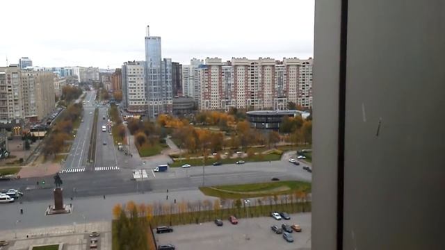 Вид на улицу Нахимова из гостиницы «Прибалтийская». Санкт-Петербург. смотреть онлайн