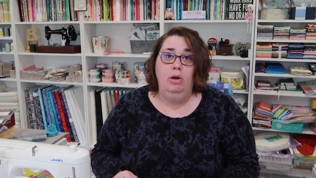 Opening the March 2022 Precuts Classic & Modern Boxes (Quilt Subscription Box) смотреть онлайн