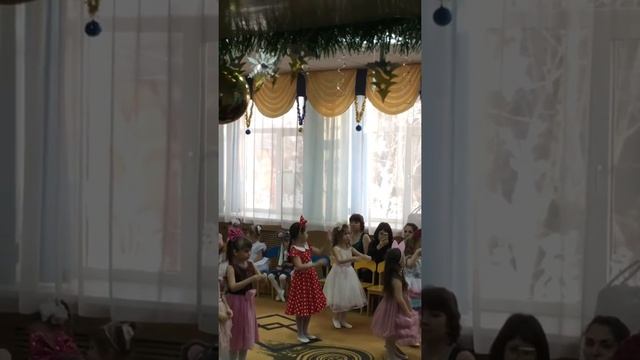 Танец кукол , утренник смотреть онлайн