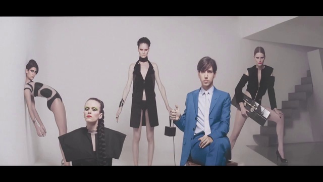 Tiga - Plush (официальный клип) смотреть онлайн