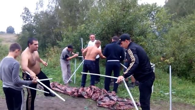 Разборная палатка и Ко смотреть онлайн