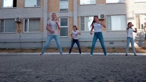 Танец под песню _Двигаться_.mp4