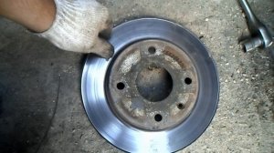 Меняем передние тормозные диски на Chevrolet Lacetti