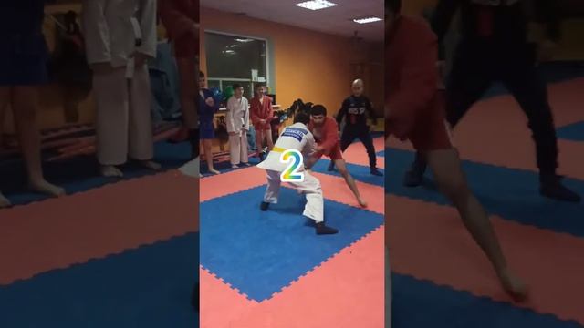 БОРЕЦ ИЗ САМБО-70 КИНУЛ ВЫЗОВ САРАТОВСКИМ БОЙЦАМ! смотреть онлайн