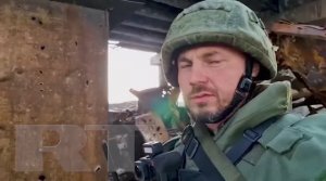 Военкор Андрей Филатов показал разбитые позиции ВСУ под эстакадой.
