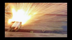 Проткнул Литиевый аккумулятор. Моментальный ВЗРЫВ! Сравнение с Lifepo4. Неужели и он взорвётся?