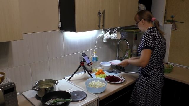 ГОТОВИМ БОРЩ ВМЕСТЕ//ОТВЕТЫ НА КОММЕНТАРИИ//9 сентября смотреть онлайн