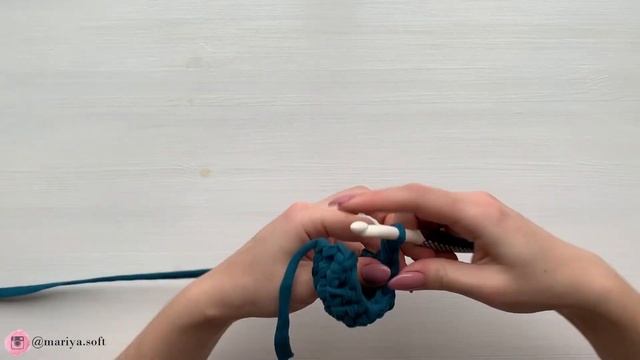 Обзор цветов. Трикотажная пряжа BISKVIT | Петроль смотреть онлайн