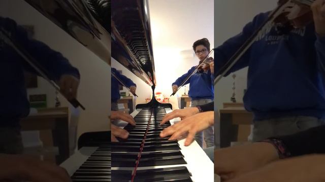 Le Chateau Ambulant, Howl's Moving Castle, Joe Hisaishi/ Piano, Violon