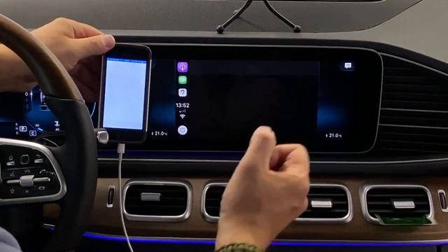 Активированный CarPlay на Mercedes GLS 400d