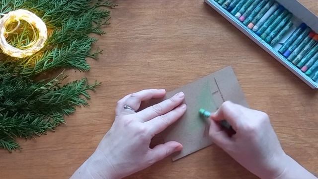 Рисую открытку для подарка под елку. Люблю нарисованные открытки, они с душой. смотреть онлайн