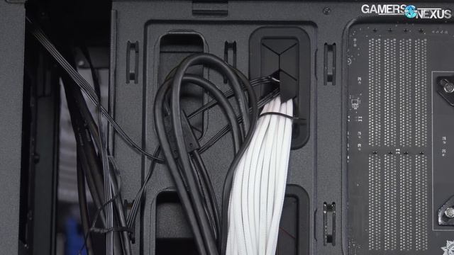 Cooler Master H500 Review: $50 Cheaper, More Mesh смотреть онлайн