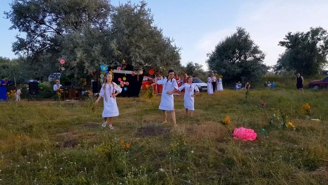 На Ивана Купала танец. смотреть онлайн