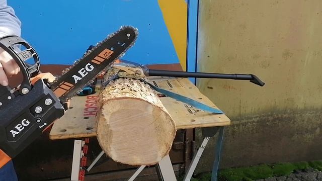 Бесщеточная пила AEG ACS18B30 смотреть онлайн