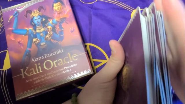 Kali Oracle Deck Full Flip Thru смотреть онлайн