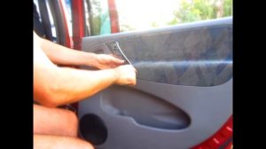 Mounting the Rear Inside Door Handle (Xsara Picasso)
