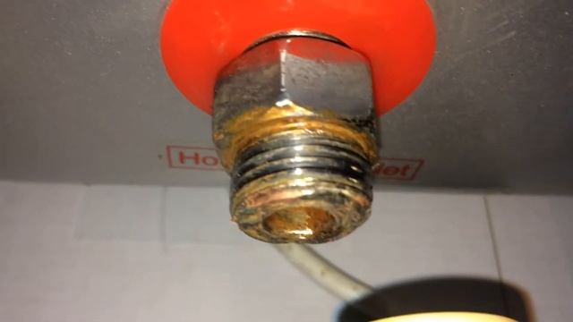 Установка отводов под бойлер для слива воды / Bends with taps under boiler for pouring out water смотреть онлайн