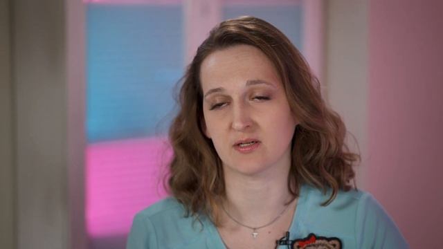 Вопросы ветеринару: Можно ли смешивать разные корма для собак и кошек смотреть онлайн