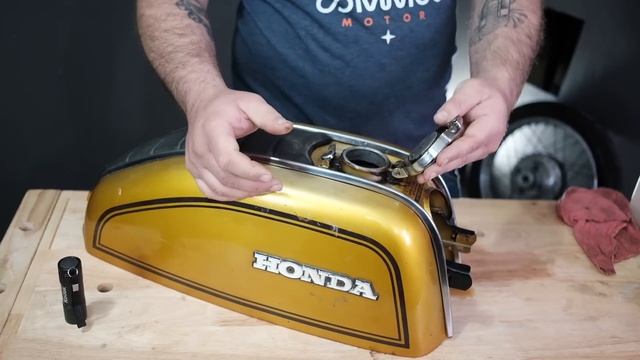 How To Clean Your Vintage Honda Motorcycle Gas Tank смотреть онлайн