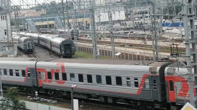 Электровоз ЭП1М 471 с поездом №216Н Барнаул-Адлер. смотреть онлайн