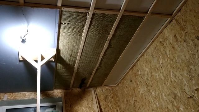 Самостоятельно без подъёмника. Потолок из гипсокартона. смотреть онлайн