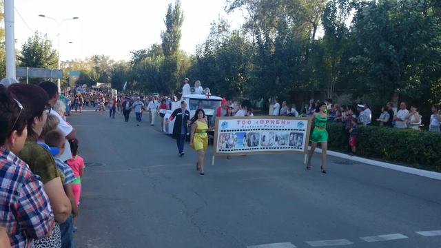 День города лисаковск 2014 карнавал часть первая смотреть онлайн