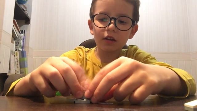 Обзор Lego на самоделки "Грузовой поезд будущего", "Боевая летающая тарелка" смотреть онлайн