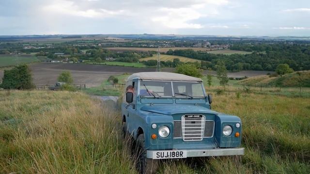 Land Rover Defender 90 vs Series 3 Off Road Challenge смотреть онлайн