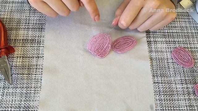 МК: ПИОН из БИСЕРА. ЦВЕТЫ из бисера. БИСЕРОПЛЕТЕНИЕ для начинающих смотреть онлайн