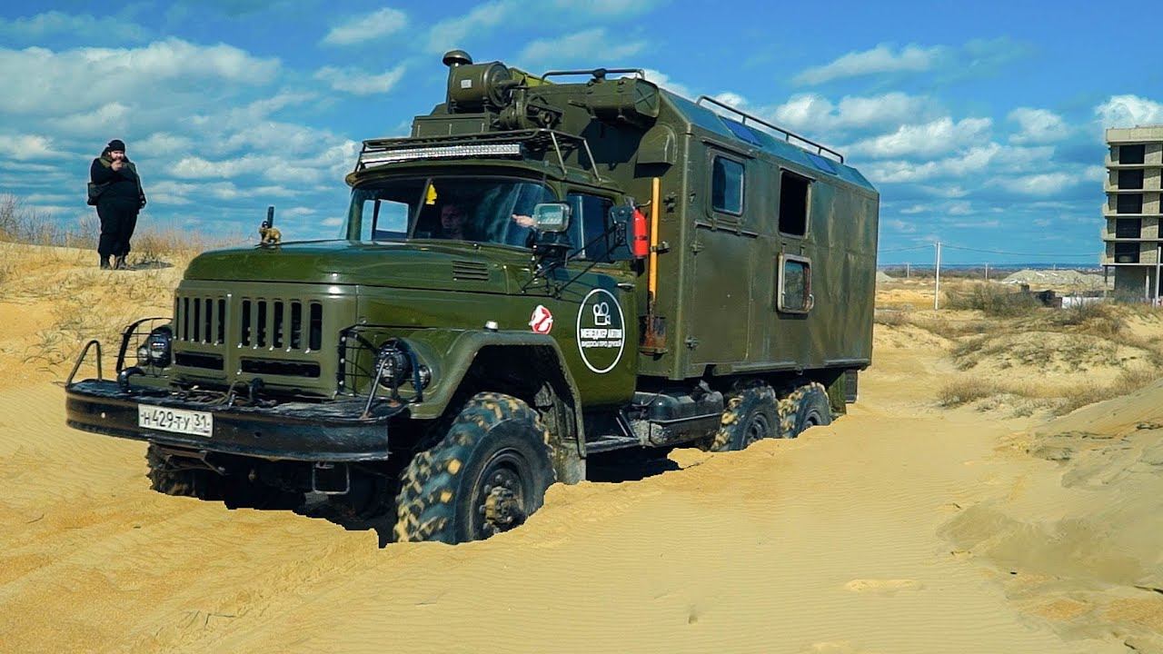 Зил 131 стоявший 20 лет! Мы офигели от роскоши внутри. Первый оффроад смотреть онлайн