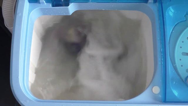 Стиральная машина Renova WS-40 PET Большая стирка 2 (часть 1) смотреть онлайн