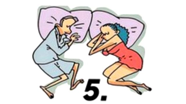 Позы сна расскажут о ваших отношениях с партнером. смотреть онлайн