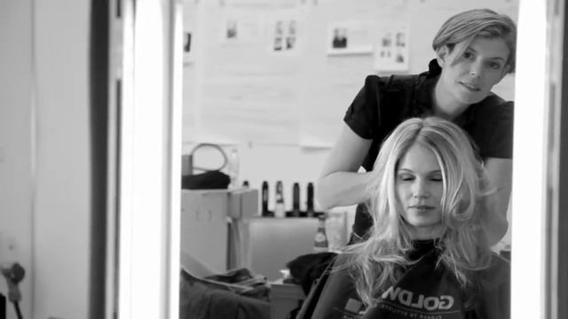 Окрашивание седых волос GOLDWELL GREY BLONDE SERVICE смотреть онлайн