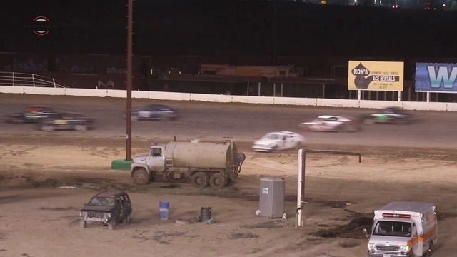 Spins and Crashes - July 2021 - Dirt Track Racing смотреть онлайн