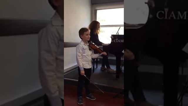 Il primo saggio di Francesco Boneschi, a sei anni, col violino смотреть онлайн