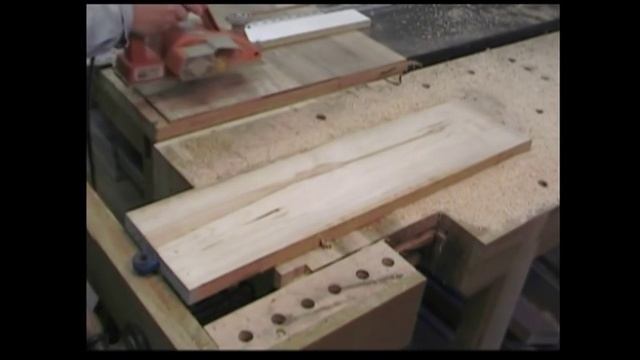 Stumpy Nubs Tip- Flattening Stock with an Electic Hand Plane смотреть онлайн