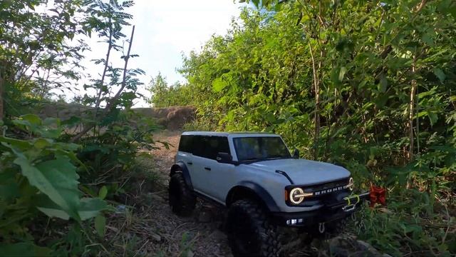 RC CRAWLER FORD BRONCO 1/10 SCALE THE BEST ONE EVER смотреть онлайн
