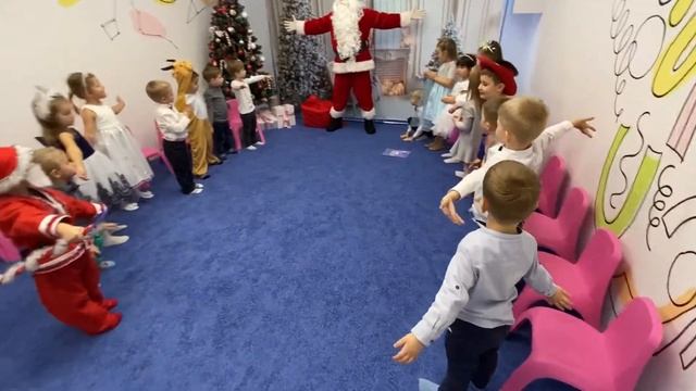 Новый Год Средние Гатное смотреть онлайн