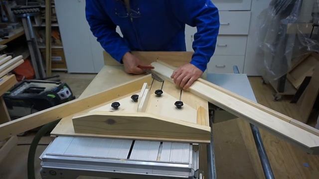 Каретка для пиления "на ус" (Festool Precision CS70) смотреть онлайн