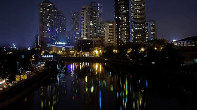 METRO MANILA смотреть онлайн