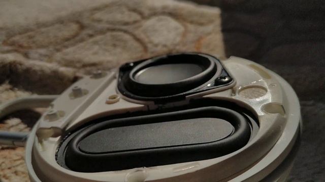 JBL Clip 3 'n' JBL Clip 2 / Bass Test смотреть онлайн