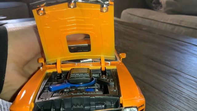 Maisto 1:18 1970 Mustang DieCast Walkaround смотреть онлайн