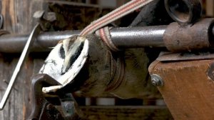 Восстановление копыта, как подковать лошадь. Ковка подковы.