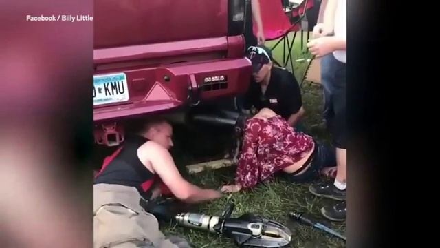 Girl manages to get head stuck in truck's tailpipe смотреть онлайн