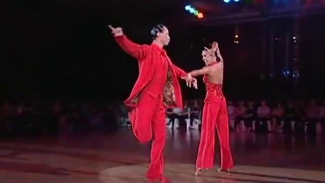 WSSDF 2010 Cha-Cha-Cha. Sergey Surkov & Melia смотреть онлайн