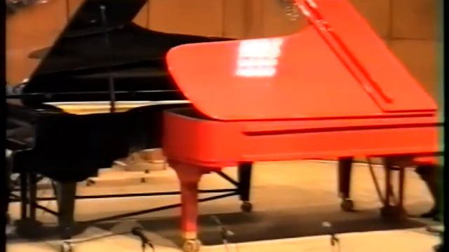 Джазовый дуэт Максимова Катя и Лукъяненко Света. 27.12.1996 Педагог Деньгин Е.Г. ДМШ-2 смотреть онлайн